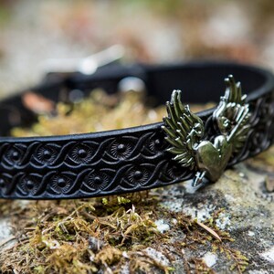 Discreet Leather Choker / embossed choker