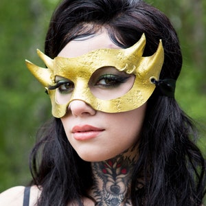 Gold textured leather Mask / Leather mask / halloween mask / masquerade mask / mardi gras mask / gold mask / leather mask