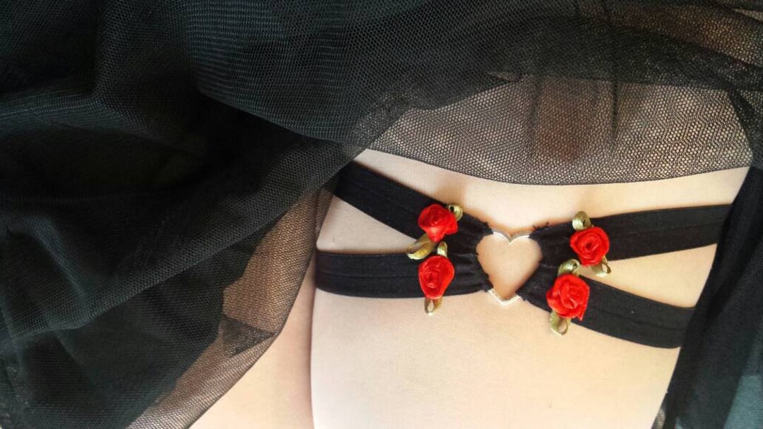 Amore Leg Garters