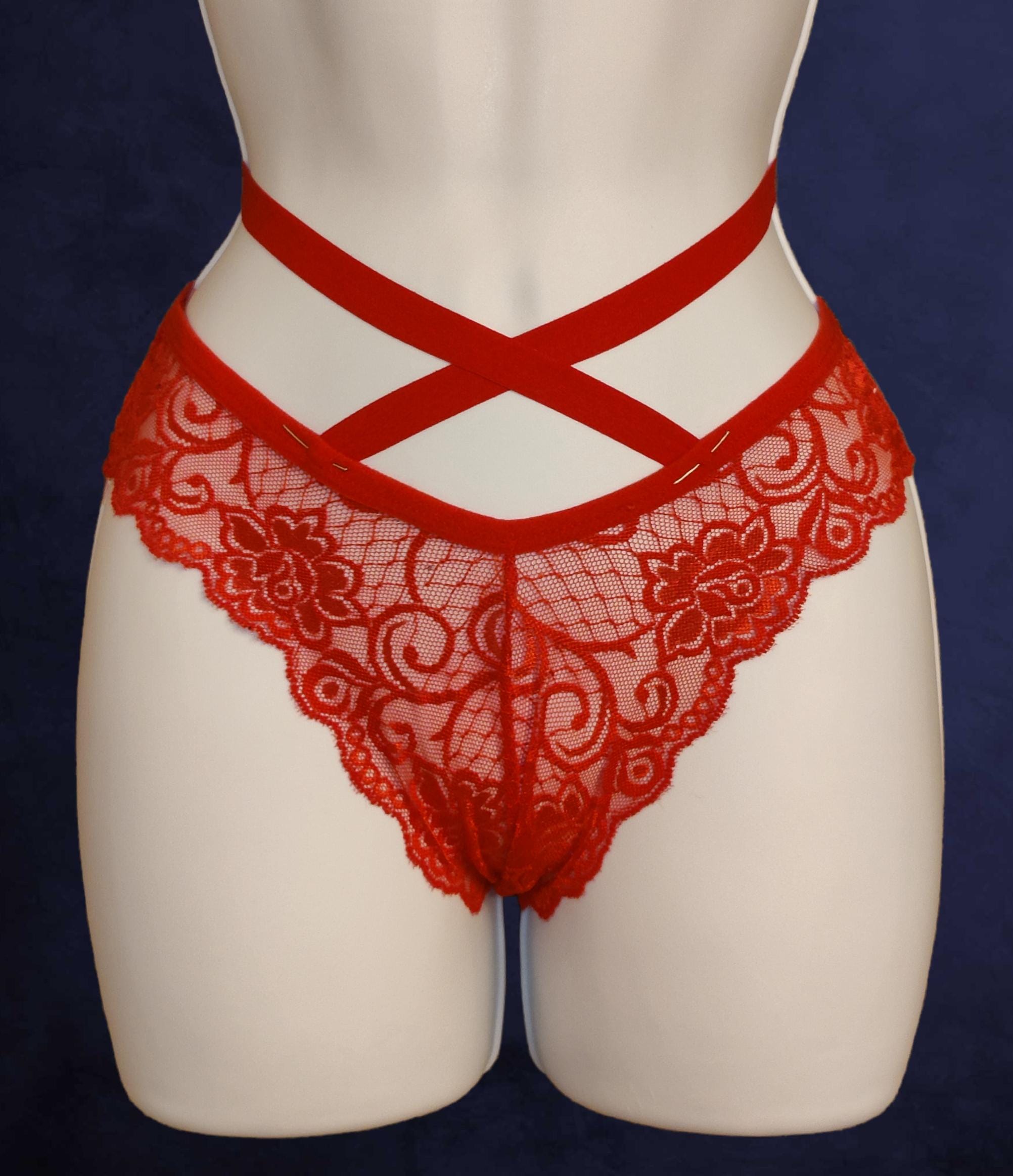 Girl in lace panties hot sale