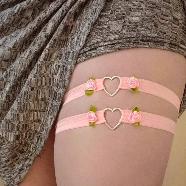 Kawaii leg garter, heart garter