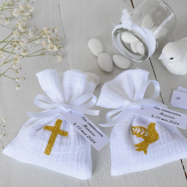 Sachet dragées double gaze blanc colombe ou croix doré/ baptême communion mariage/ étiquettes personnalisées avec prénom date texte au choix