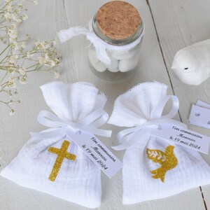 Sachet dragées double gaze blanc colombe ou croix doré/ baptism communion / personalized labels with first name date text of your choice image 7