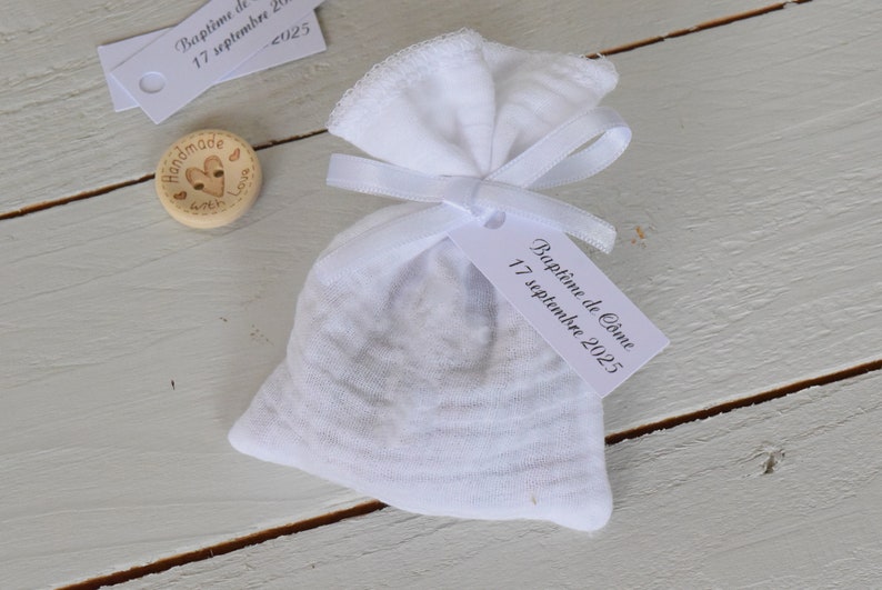 Sachet dragées double gaze blanc colombe ou croix doré/ baptism communion / personalized labels with first name date text of your choice Sans motif doré