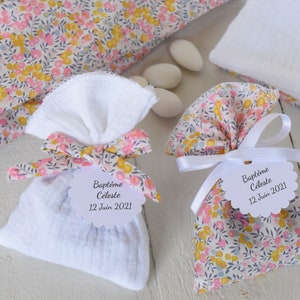 Liberty Aurore Bud - Sacchetto portaconfetti giallo-rosa / doppia garza bianca - battesimo, matrimonio, comunione delle bambine / sacchetto portaconfetti personalizzabile