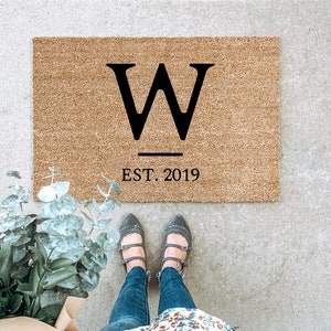 LARGE Custom Doormat, Last Name Doormat, Housewarming Gift, Wedding Gift, Gift for couples, Anniversary Gift, Personalized Doormat, Door Mat 4 - Initial Design