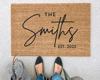 Modern Custom Doormat, Personalized Welcome Mat, Last Name Doormat, Closing Gift, Housewarming Gift, New Home Gift