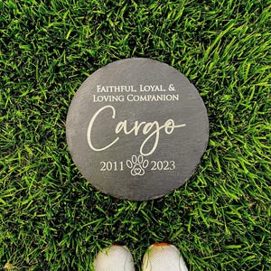Personalized Slate Dog Memorial Stone: Pet Loss Garden Gift