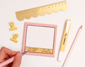 Memo Pad -  To Do List - Pink Grid