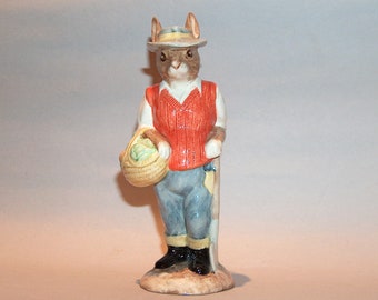 8544: Vintage Beswick Gardener Rabbit ECF3 Figurine English Country Folk at Vintageway Furniture