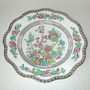 Coalport Indian Tree Antique Porcelain Dinner Plate with Scalloped Rim Made in England