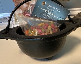 Mini Cauldron w/ Incense