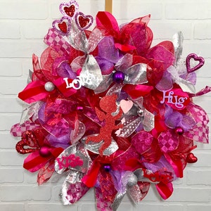 Valentine&#39;s Wreath, Front Door Wreath, Deco Mesh wreath, Valentine&#39;s Day Wreath, Valentine&#39;s Decor, deco mesh, cupid, heart  wreath, shabby