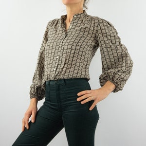 Vintage Silk Shirt | 1970s | Brown Beige Novelty Print | Mao Collar Long Balloon Sleeves | Short Bolero Blouse | Made in France | Size S
