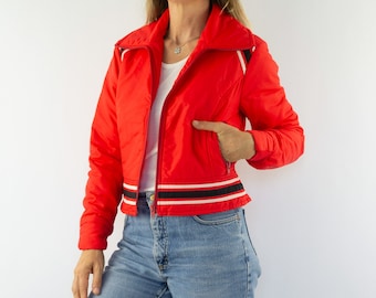 Vintage Women's Ski Jacket 1970s | Red Quilted Winter Puffer | Retro Outerwear | Short Anorak | M