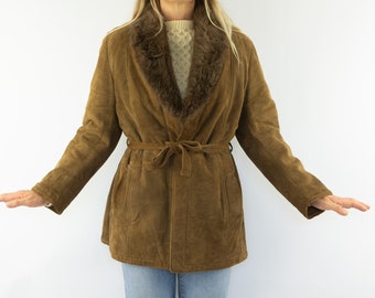 Vintage Shearling Jacket 1970s | Light Brown Sheepskin Coat | Leather Fur | Fitted Winter | France | S/M