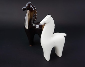 Estatuetas de cavalos de cerâmica vintage dos anos 1950 | Decoração escandinava | Item de colecionador de meados do século XX