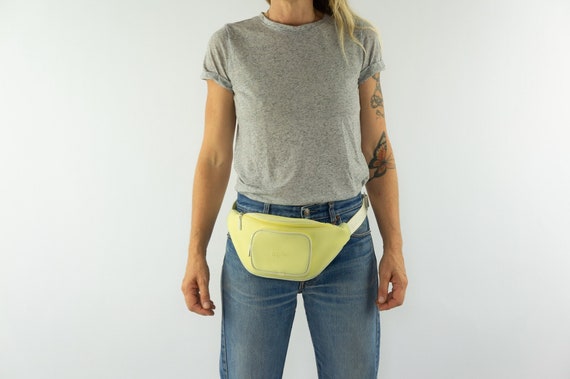 Lacoste Sac Banane Vintage 1990s Sac en Toile Jaune Sac Ceinture