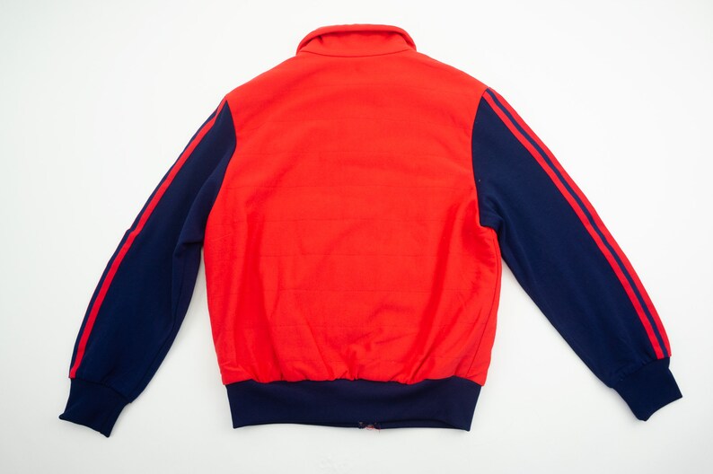 Adidas Veste de Survêtement Vintage 1980s Veste de Sport Bicolore Rouge/Bleu Marine Matelassé Made in Finlande Taille S image 7