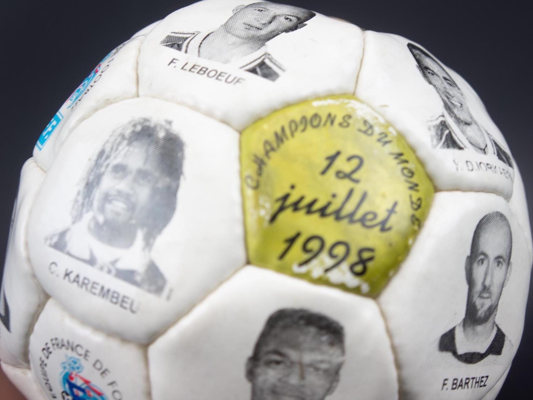 ヴィンテージ 1998 ワールドカップ サッカーボール | フランスチーム