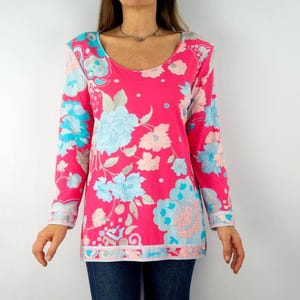 Leonard | Vintage Top | 1980/90s | Long Sleeve Sweater with Floral Pattern | Pink/Blue/Gray | Polyamide | Made in Italy | Size L