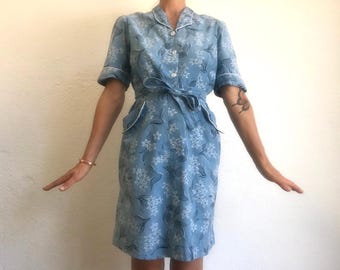 Vintage Summer Dress 1950s | Blue White Cotton Floral Shirt Dress | Short Sleeve | France | S