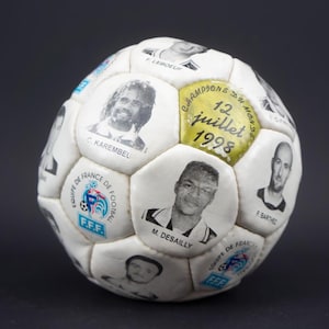 ワールドカップ1998フランス　サッカーボール Vintage 1998 World Cup Soccer Ball | France Team Champions