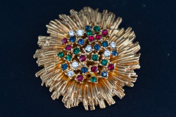 Carven | Vintage Flower Brooch | 1970s | Gold Plated