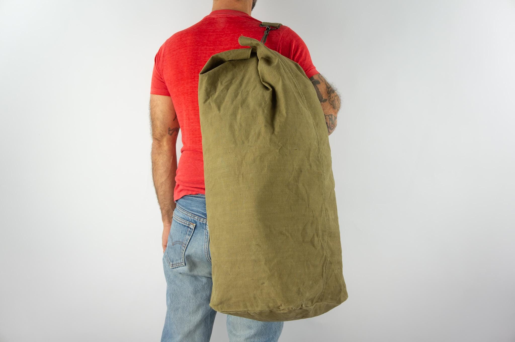U.S. Navy Seabag – Works – Intrepid Museum