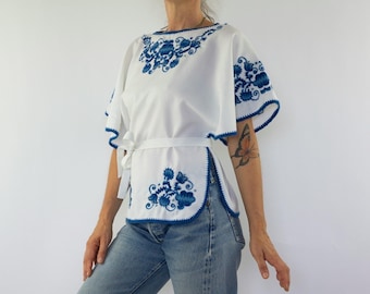 Vintage Embroidered Blouse 1970s | Floral Folk Top, Peasant Style | Butterfly Sleeves | France | S/M