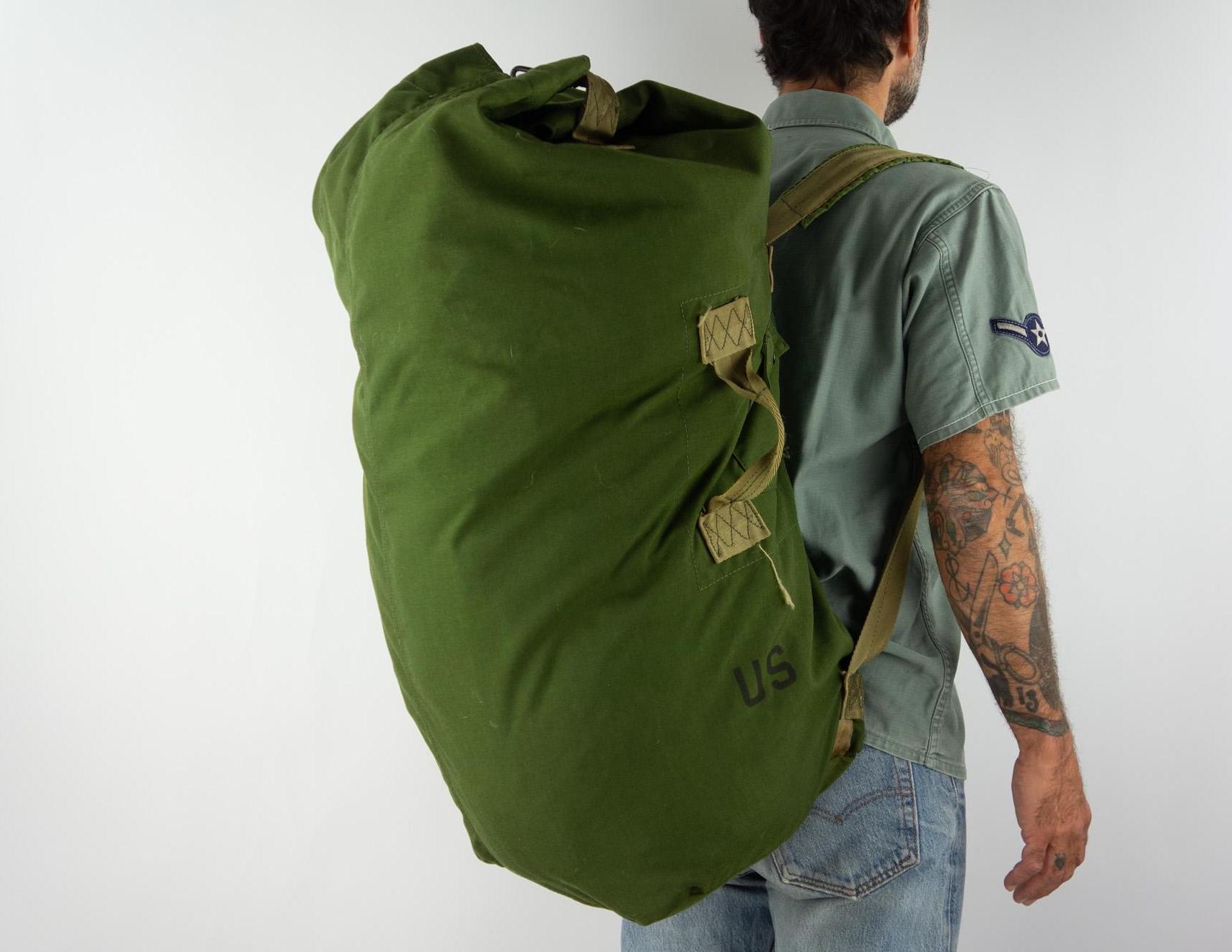 Vintage US Army Duffle Bag 1980s | Green OD7 Nylon Military Canvas