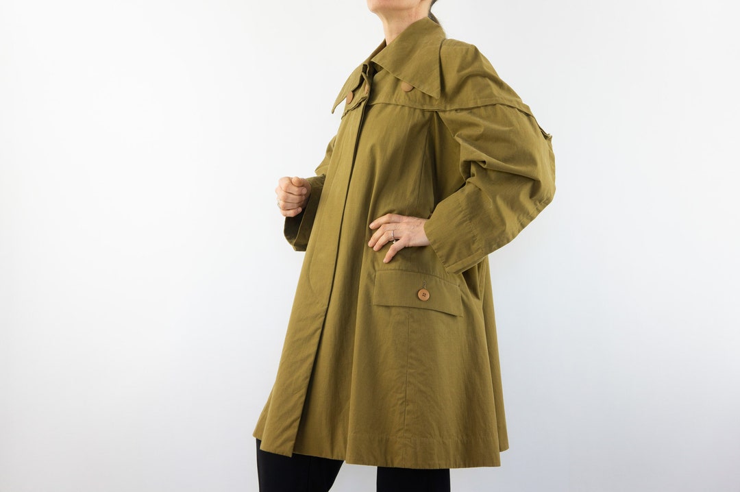 Issey Miyake Vintage Trench Coat 1990s | Wide Camel Oversize