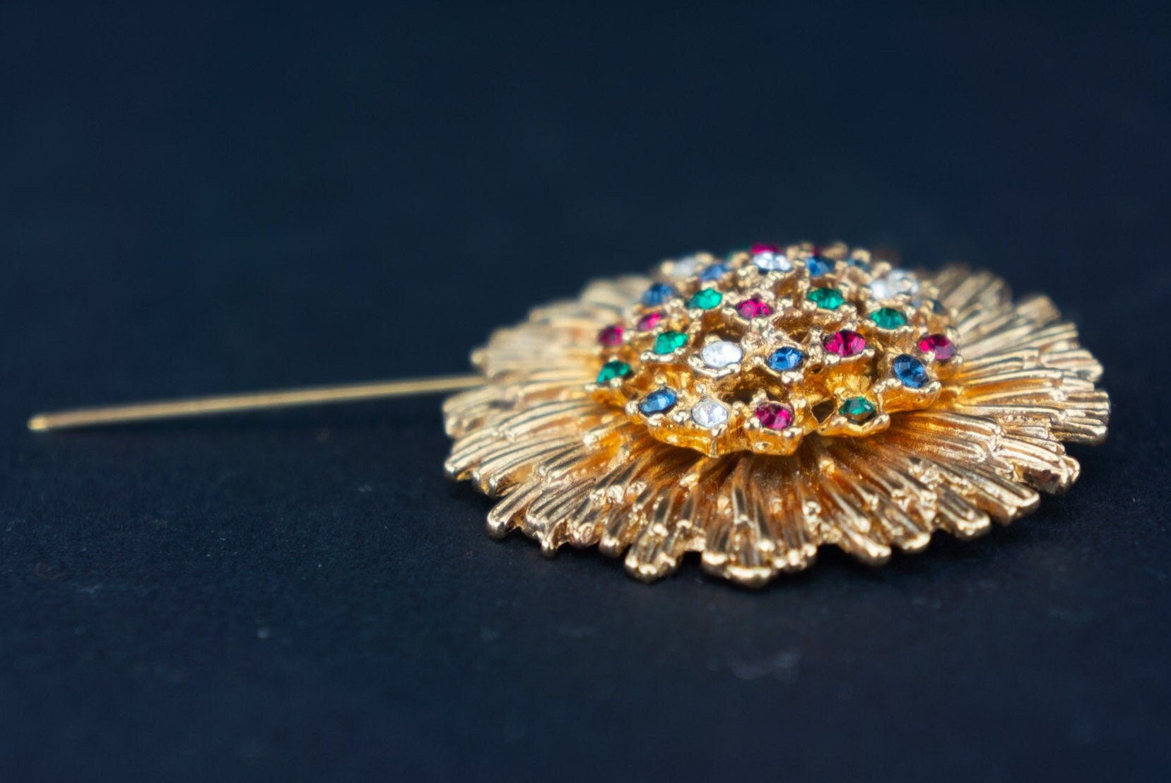 Carven | Vintage Flower Brooch | 1970s | Gold Plated