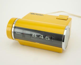 Vintage Sankyo Flip Clock 1970s | Mustard Yellow Space Age Alarm