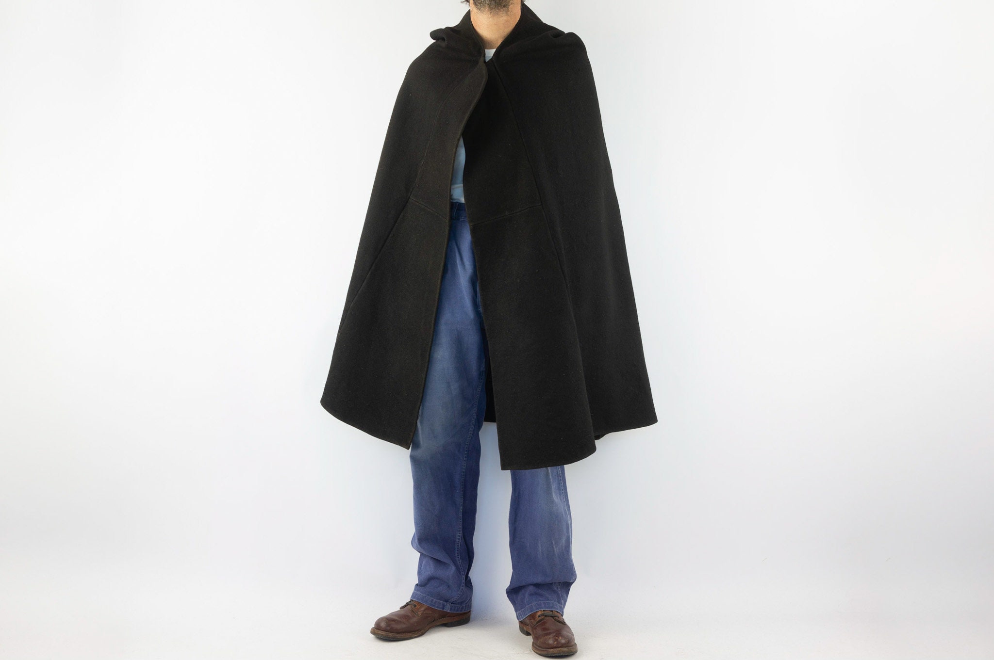 Vintage Shepherd's Cape | 1920s | Black Wool Schoolboy Cape Vintage Shepherd's Cape | 1920s | Black Wool Schoolboy Cape