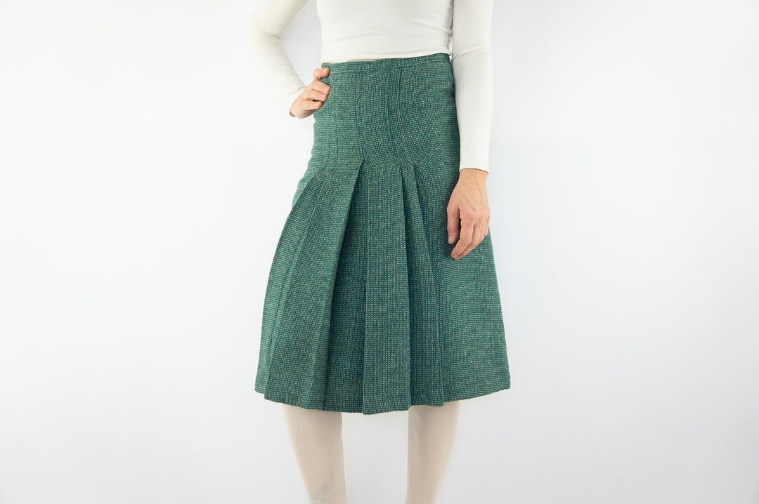 1960s Confetti Bouclé A-Line Skirt – Dark Green Tweed, Handmade Vintage Wool Blend