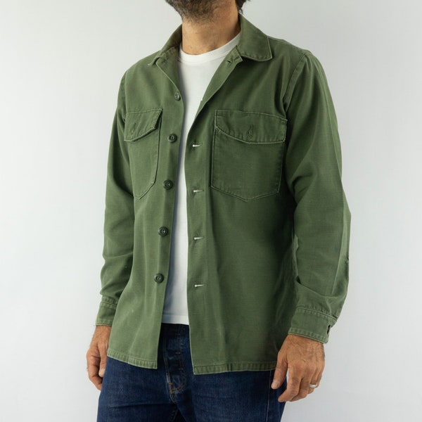 Vintage OG 107 Shirt - U.S. Army | 1970s | Military Shirt | Utility Shirt | Type 3 | Fatigue Shirt | Made in USA | Size S/M