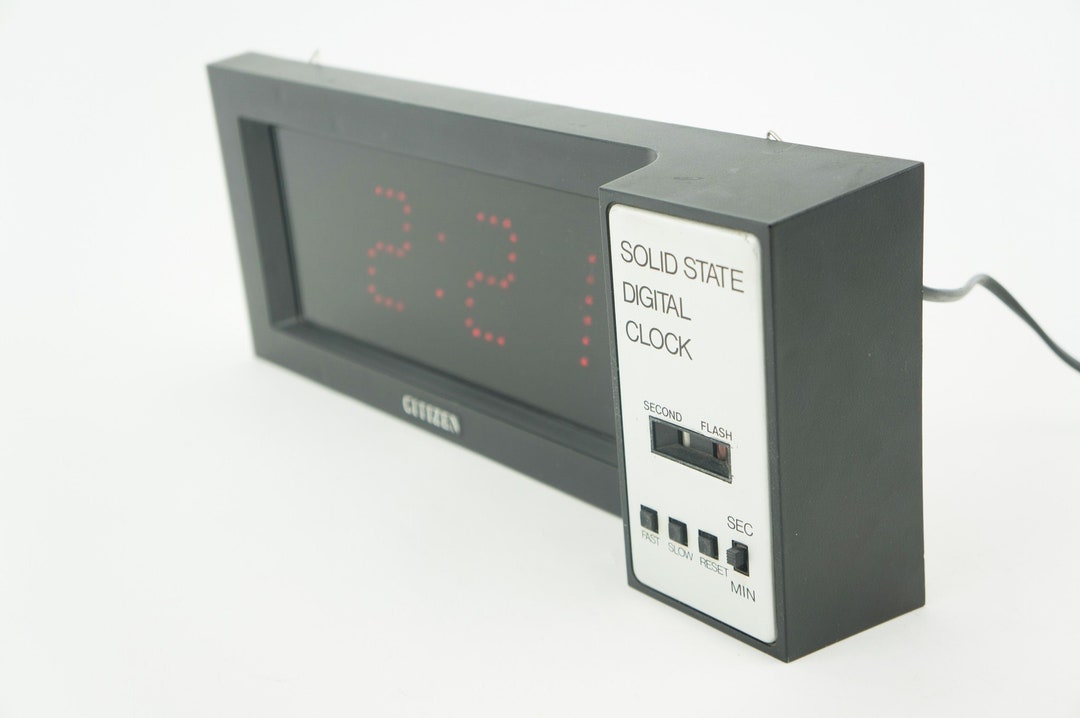 Citizen Vintage Digital Clock 1980s Wall Clock Lcd Time/chrono Black