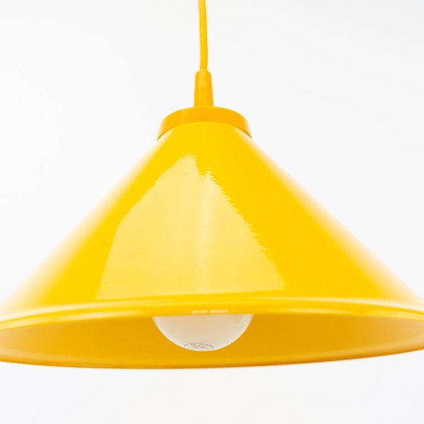 Vintage Pop Pendant Light | 1970s | Small Pendant Lamp | Metal / Plastic | Yellow | Scandinavian Design | Mid Century | Space Age