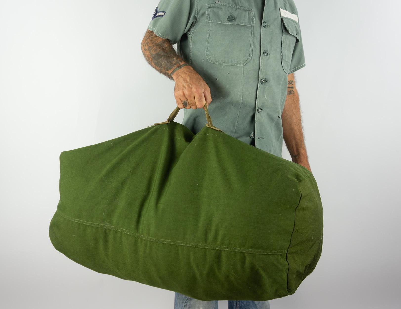 デッドストック 米軍 実物 TOOL BAG ODグリーン 送料無料 - メルカリ