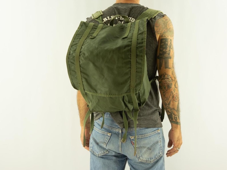 Vintage Military Backpack 1980s | F1 Model French Army | Khaki ...