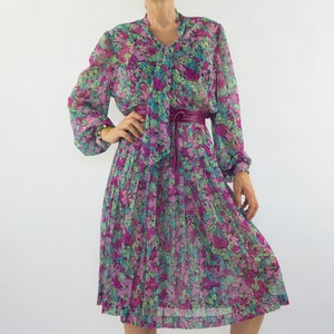 Vintage 1980s French Floral Dress | Sheer Pink Green Summer Dress | Bow Collar | Long Sleeves | Romantic Look | Made in France | Size M