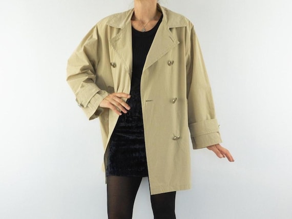 Gianfranco Ferré, Vintage Gianfranco Ferré Peacoat 1990s | Beige Waterproof Rain Jacket | Made in Italy | XL