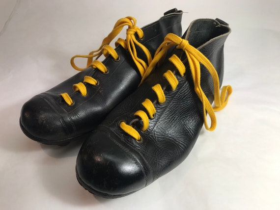 1950 football boots