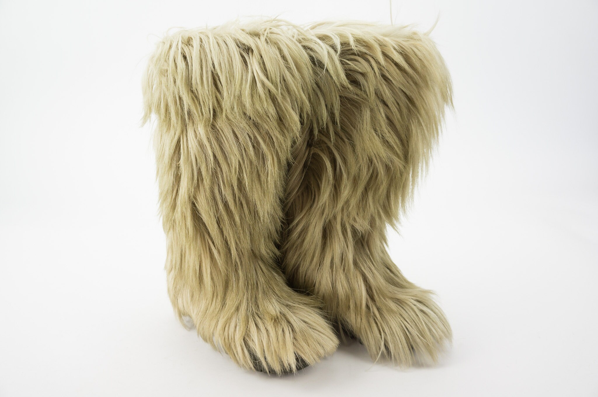 Vintage Snow Boots 1980s | Goat Hair and Plastic | Beige Yeti