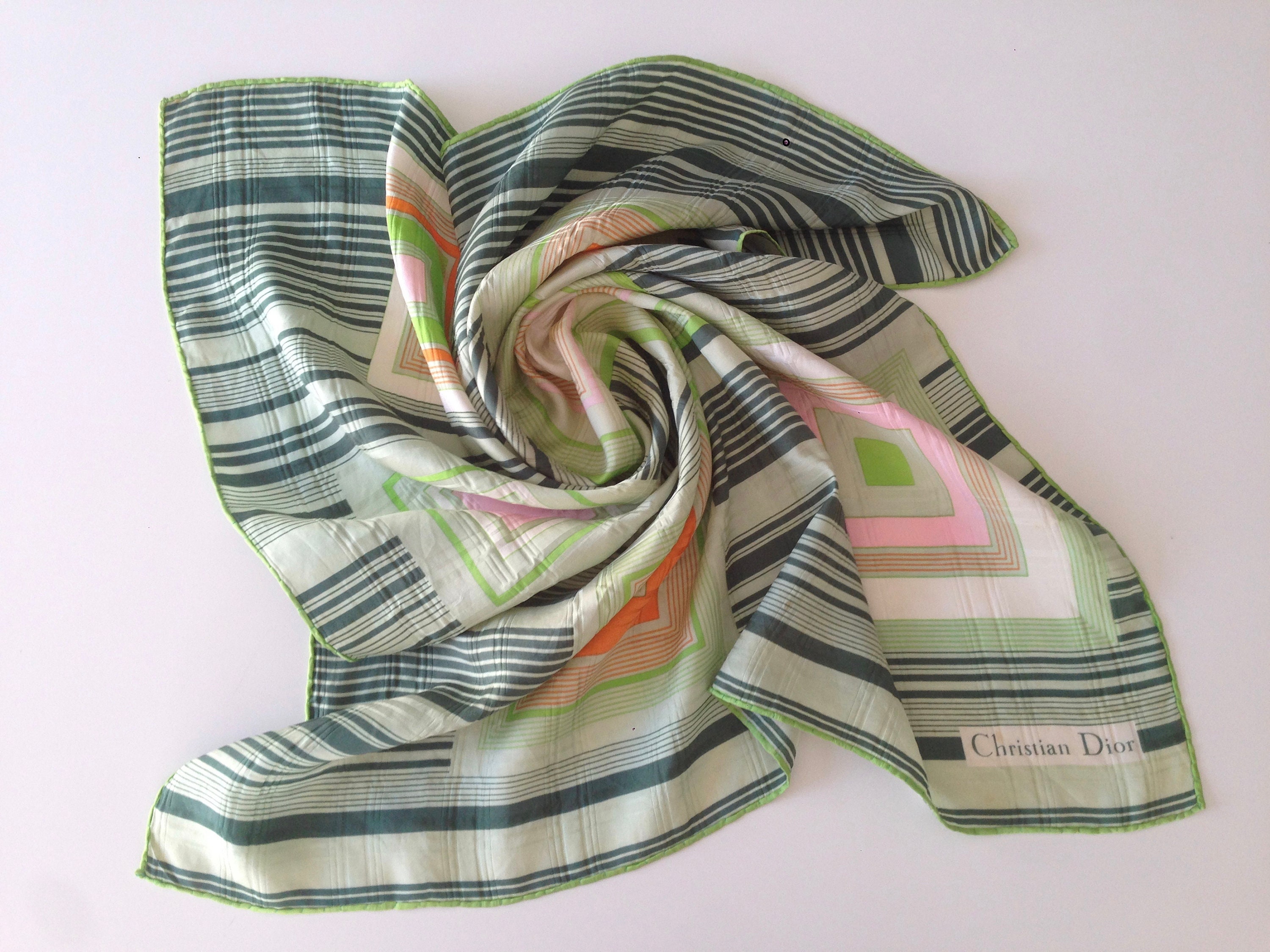 christian dior sjaal