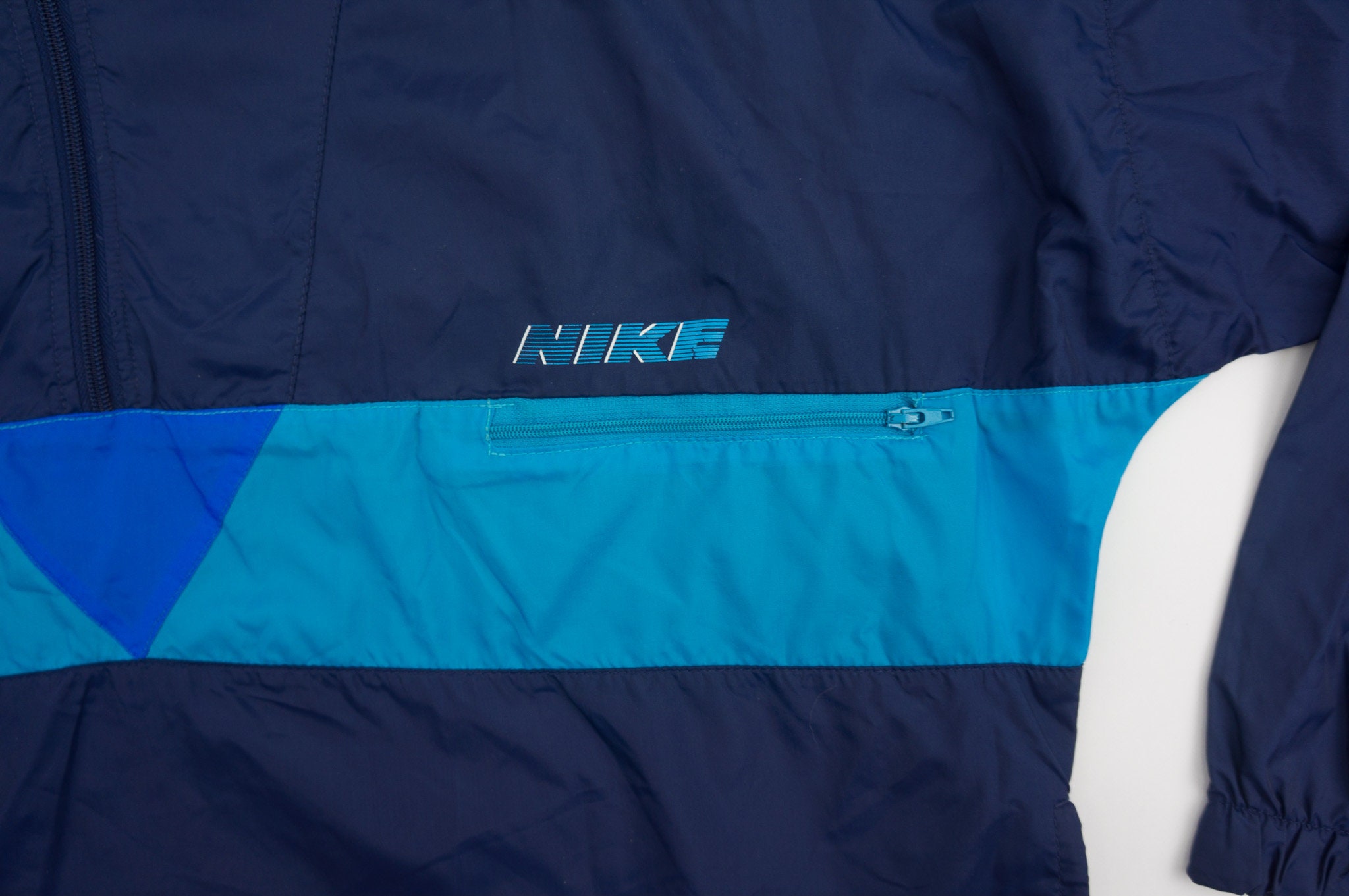 Nike | Vintage Half-zip Windbreaker | 1980/90s | Retro