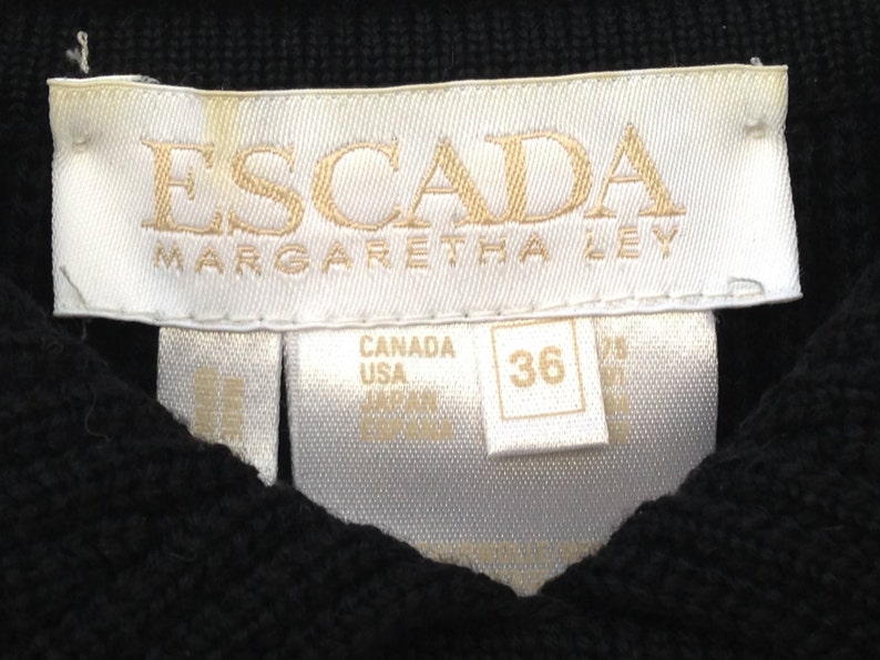 Escada Cardigan Noir Vintage 1980s Veste en Laine Mérino Veste Tricot Poches Boutons Tête de Lion Made in Germany Taille S image 3