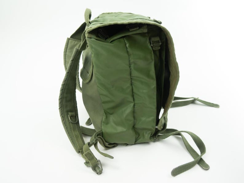 Vintage Military Backpack 1980s | F1 Model French Army | Khaki Canvas ...
