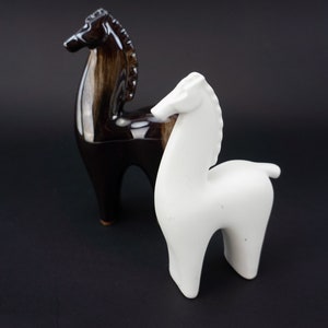 Vintage Ceramic Horse Figurines | 1950s | Stylized Figurines | Brown/White Enamel | Collectibles | Table Decoration | Scandinavian Style
